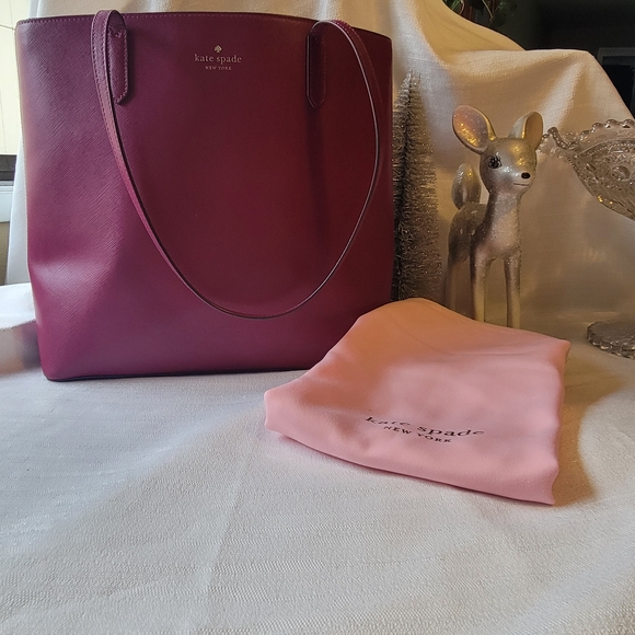 kate spade Handbags - Kate Spade Burgundy Tote Bag